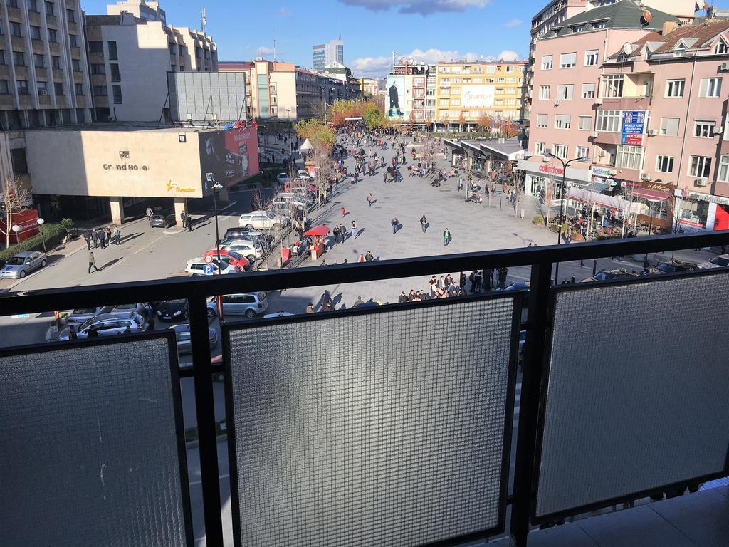 Center Apartment Pristina Eksteriør bilde